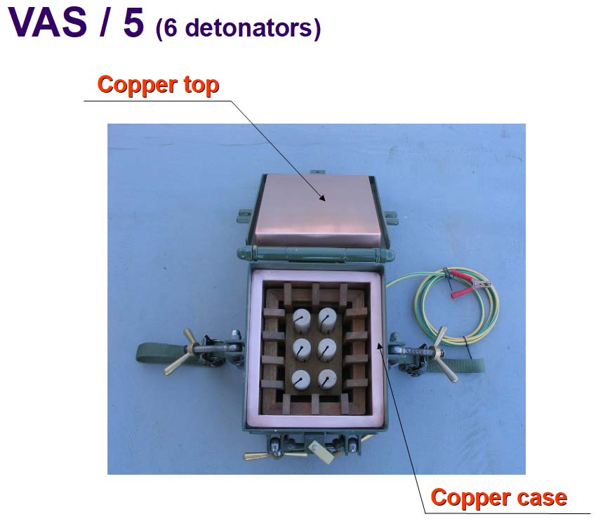 vas-5-special-containers-for-transport-6-detonators